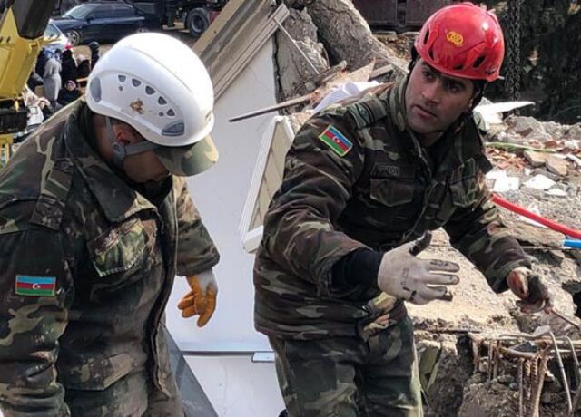 Ən riskli yerlərə Azərbaycanın xilasediciləri daxil olur
