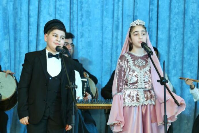 <p>&ldquo;Sədəf&rdquo; Xalq Çalğı Alətləri Ansamblı konsert proqramı ilə çıxış edib (FOTO=14)</p>