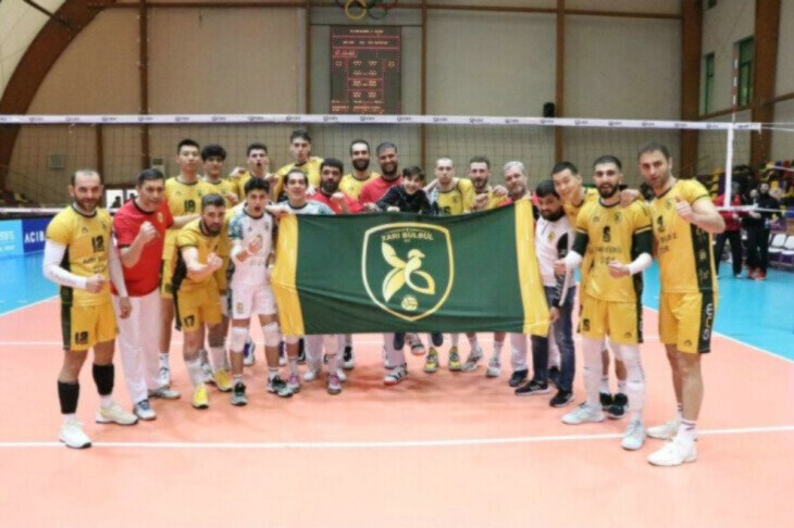 <p>Voleybol: 